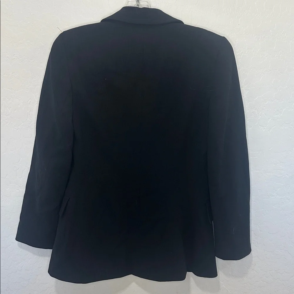 J. Crew Women's Black suit Blazer size 4 100% WOOL single breasted jacket career